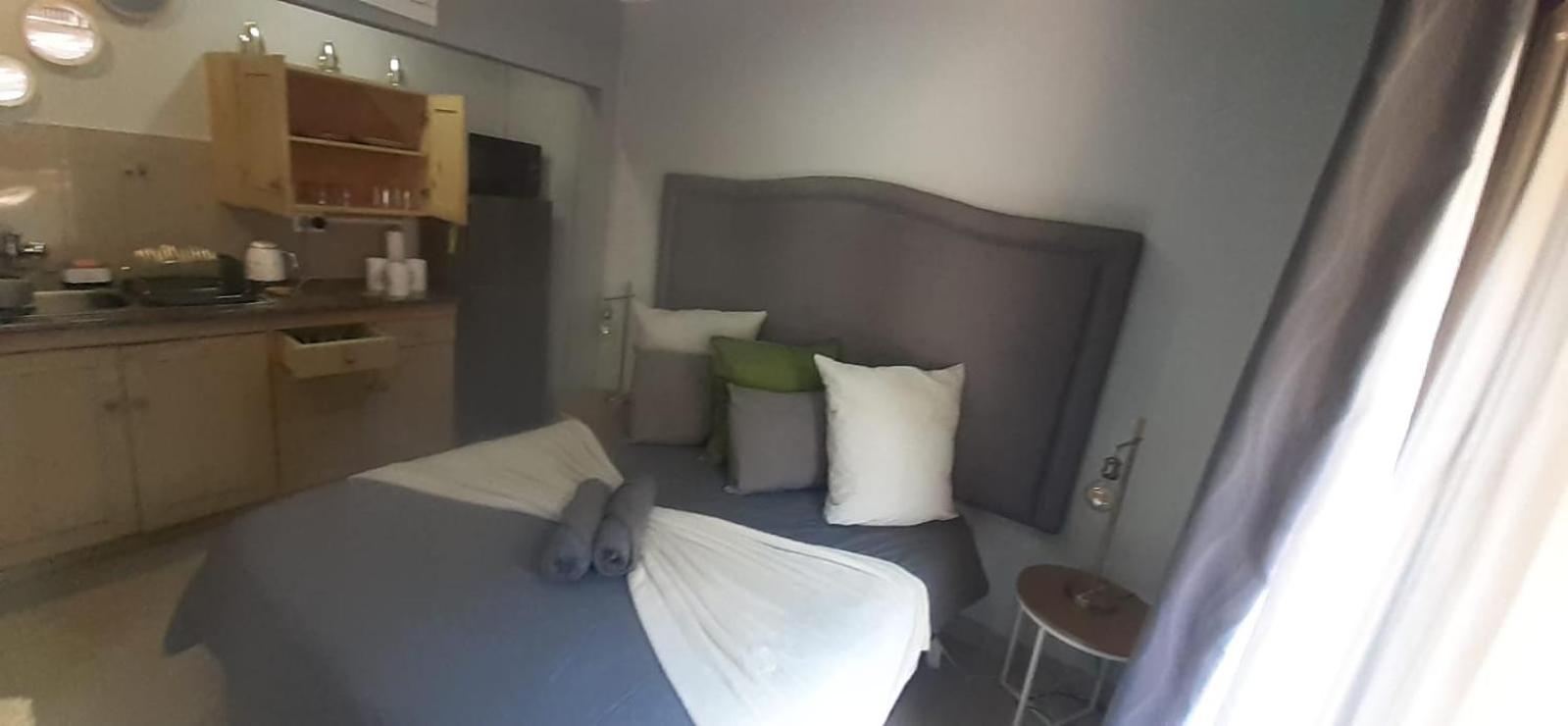 Atterbury Self Catering Studios Pretoria-Noord Eksteriør bilde